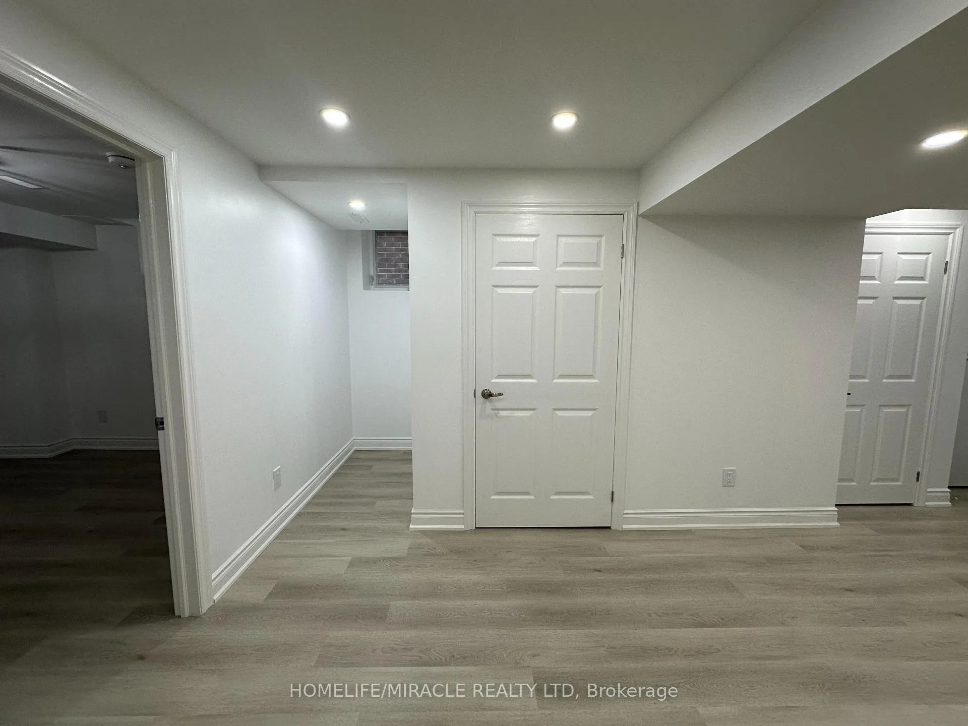 Photo 11 of Unit bsmt, 30 Clipper Lane, Clarington, Bowmanville — HOMEH