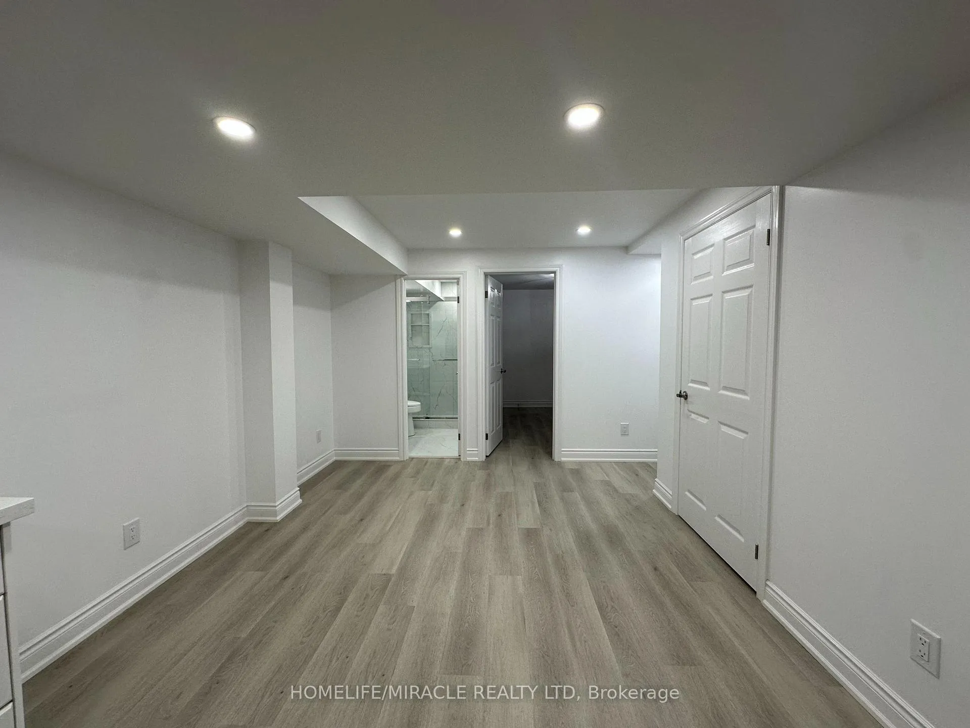 Photo 12 of Unit bsmt, 30 Clipper Lane, Clarington, Bowmanville — HOMEH