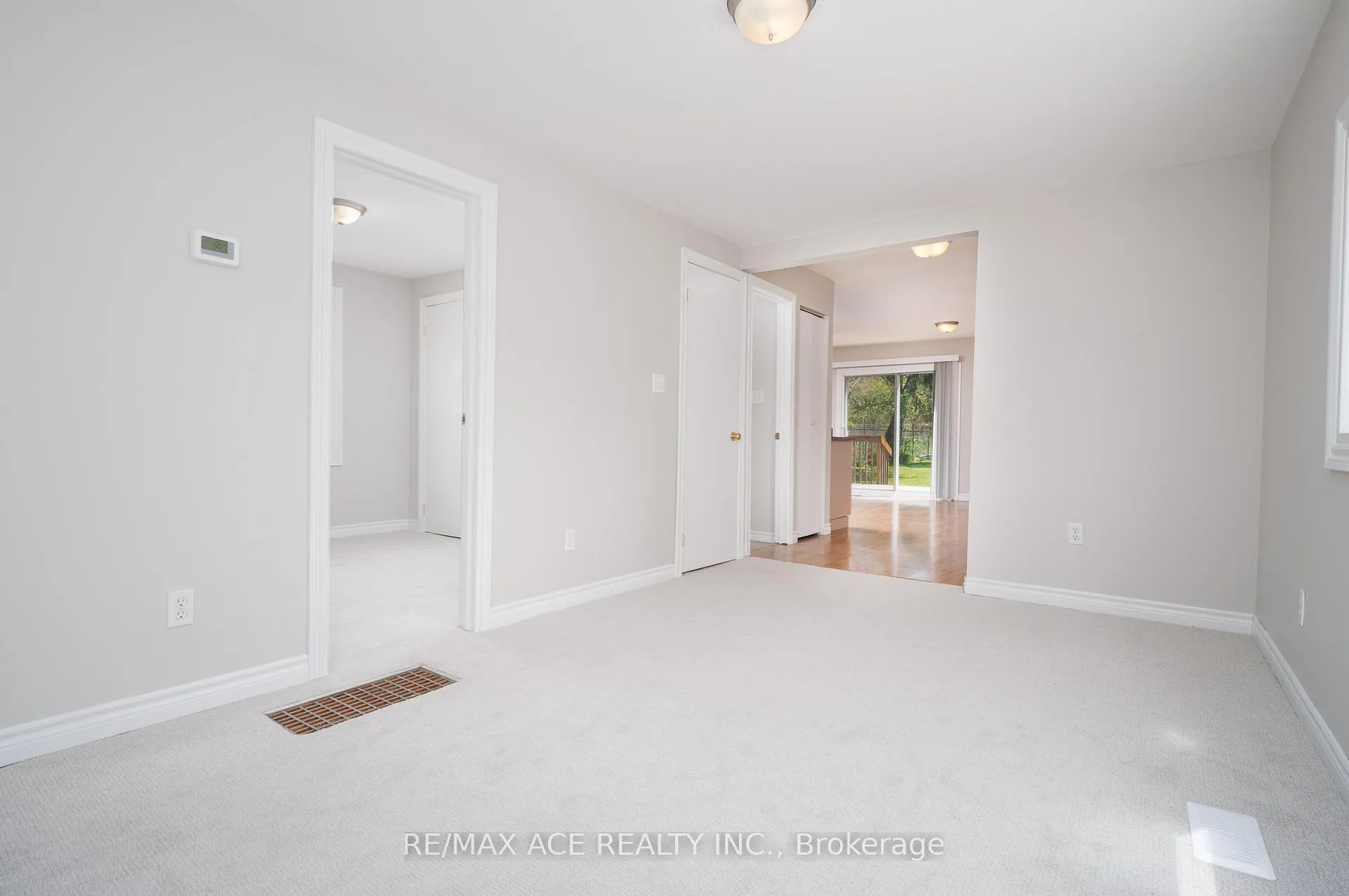 Photo 6 of 327 Dyson Road, Pickering, Rosebank — HOMEH
