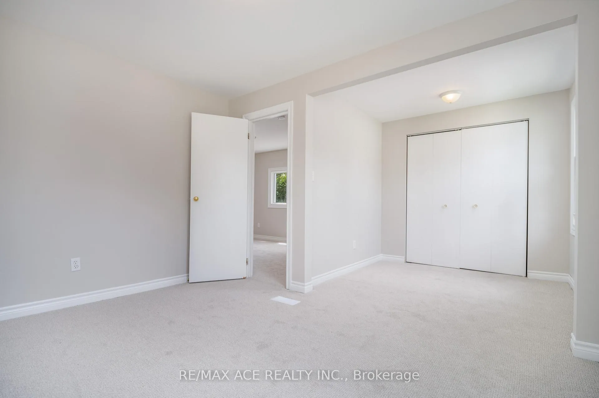 Photo 11 of 327 Dyson Road, Pickering, Rosebank — HOMEH