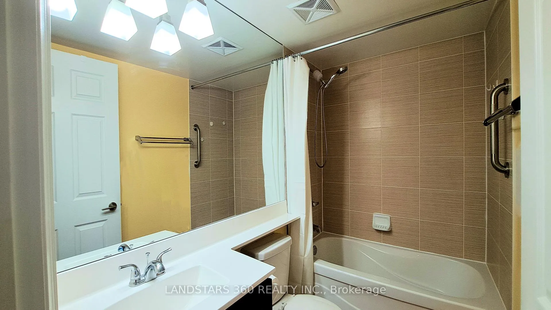 Photo 13 of Unit 377, 23 Cox Boulevard, Markham, Unionville — HOMEH