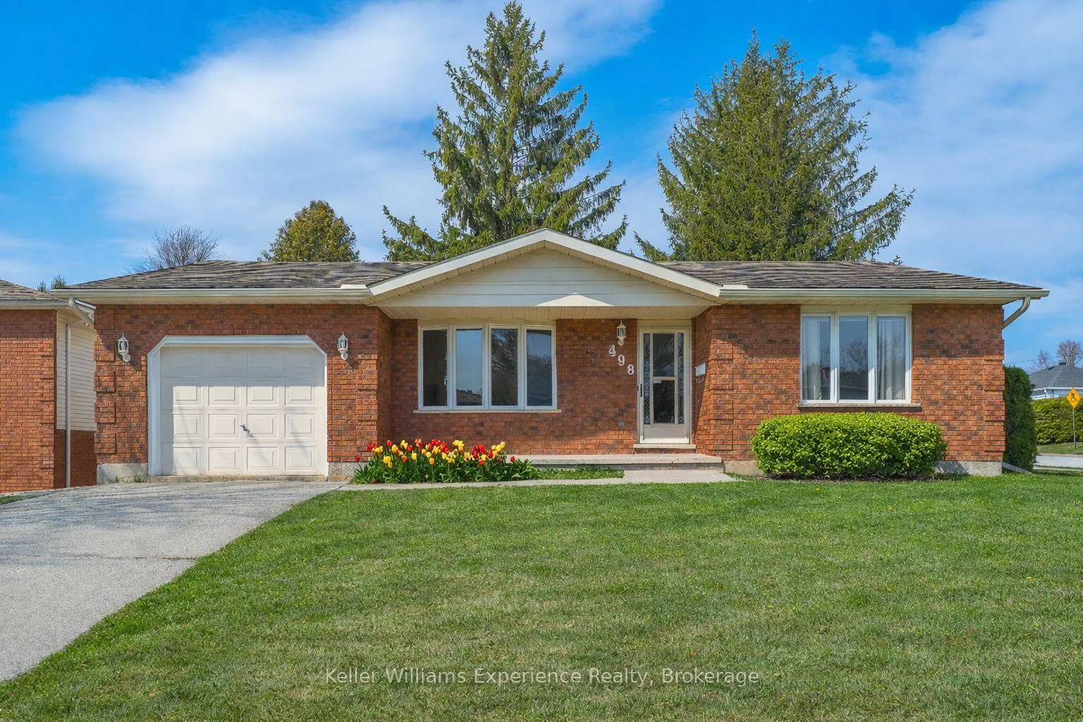 Photo 1 of 498 8th Avenue E, Owen Sound — HOMEH