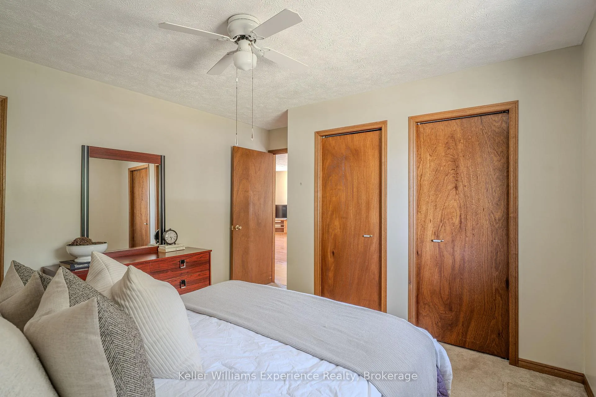 Photo 21 of 498 8th Avenue E, Owen Sound — HOMEH