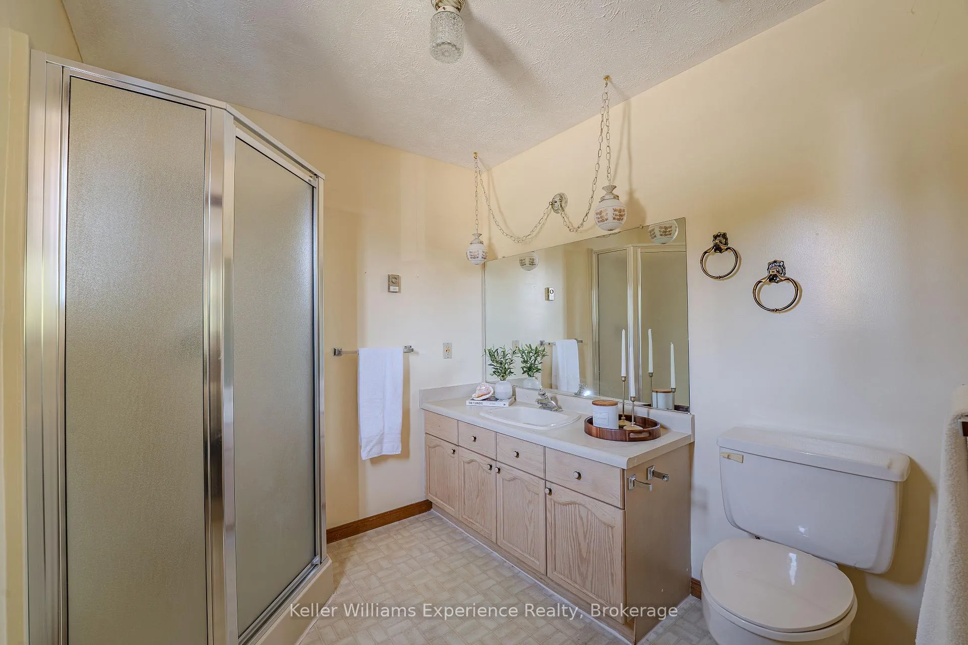 Photo 23 of 498 8th Avenue E, Owen Sound — HOMEH