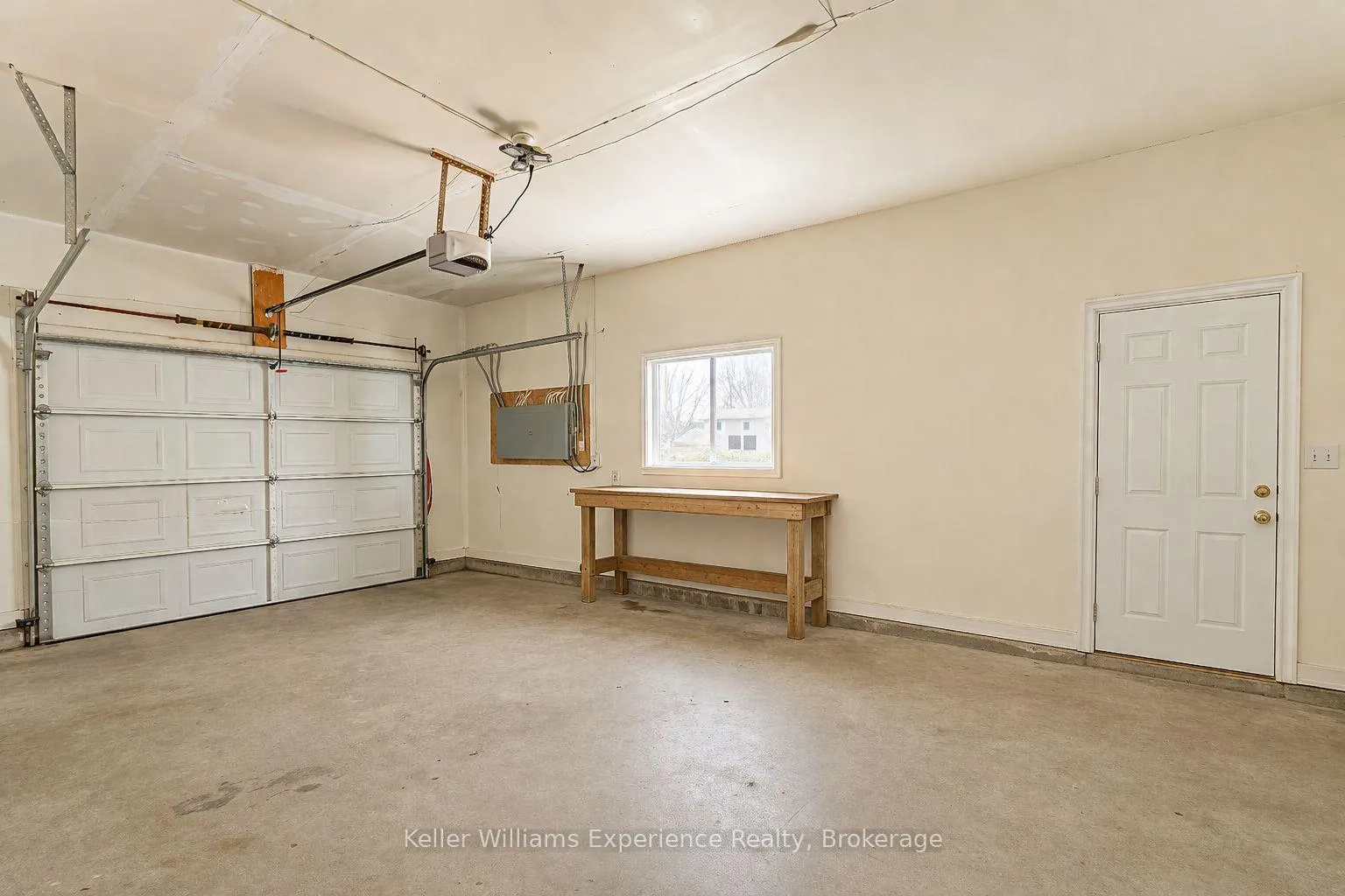 Photo 34 of 498 8th Avenue E, Owen Sound — HOMEH