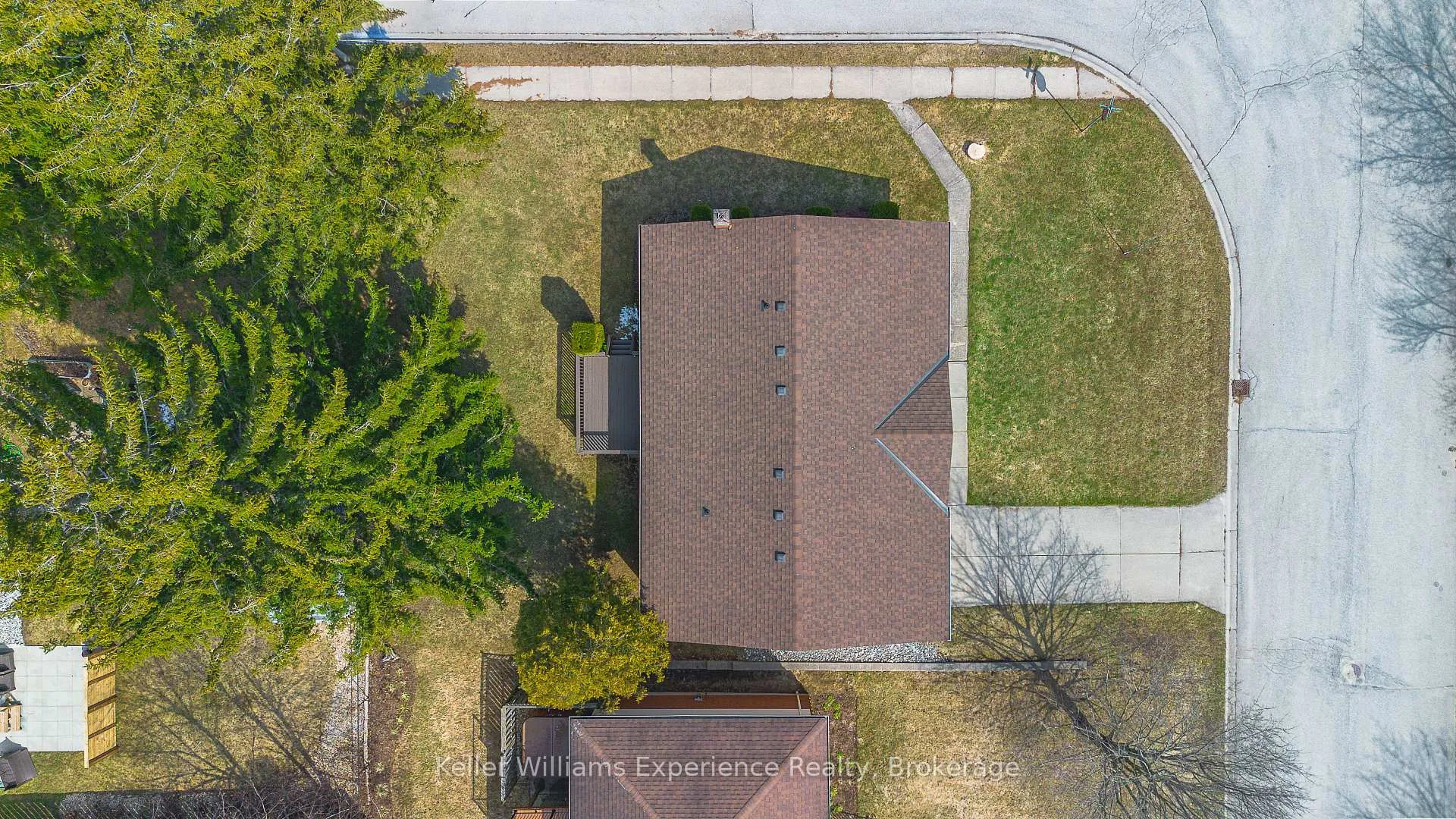 Photo 43 of 498 8th Avenue E, Owen Sound — HOMEH