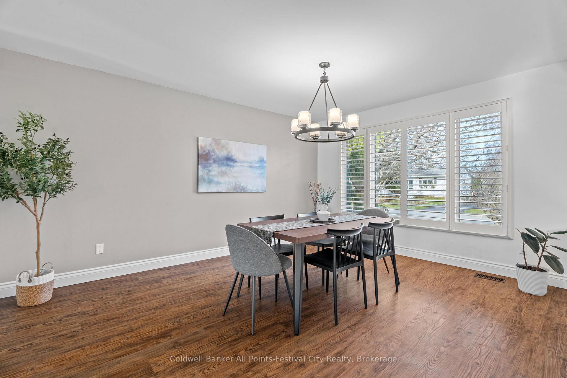 Photo 9 of 156 Wilson Street, Goderich, Goderich (Town) — HOMEH