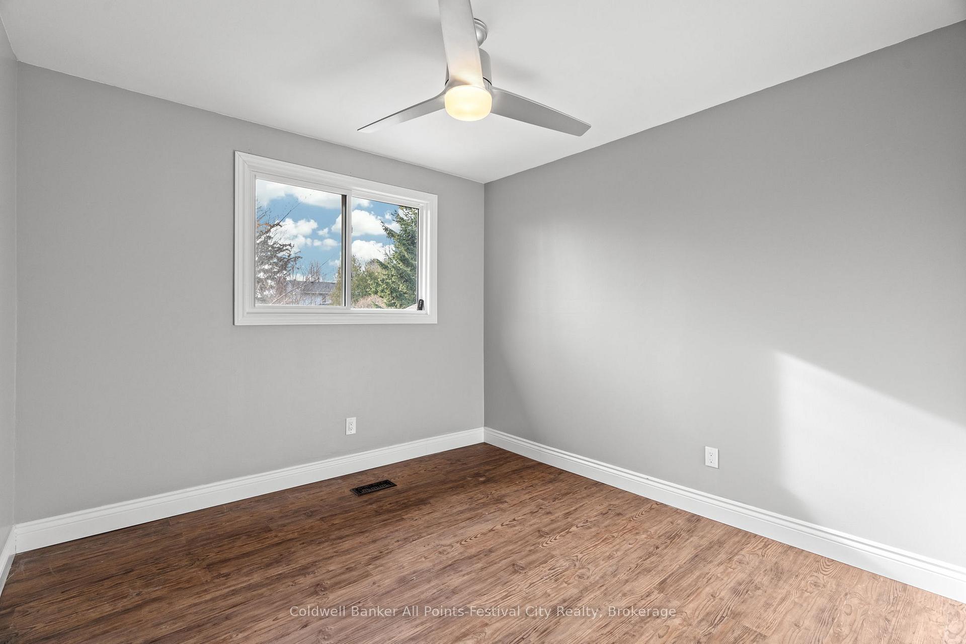 Photo 27 of 156 Wilson Street, Goderich, Goderich (Town) — HOMEH