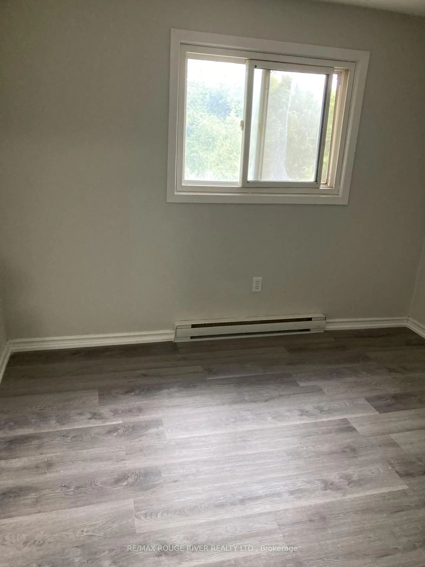 Photo 8 of Unit 21, 255 Porter Street, Oshawa, Lakeview — HOMEH
