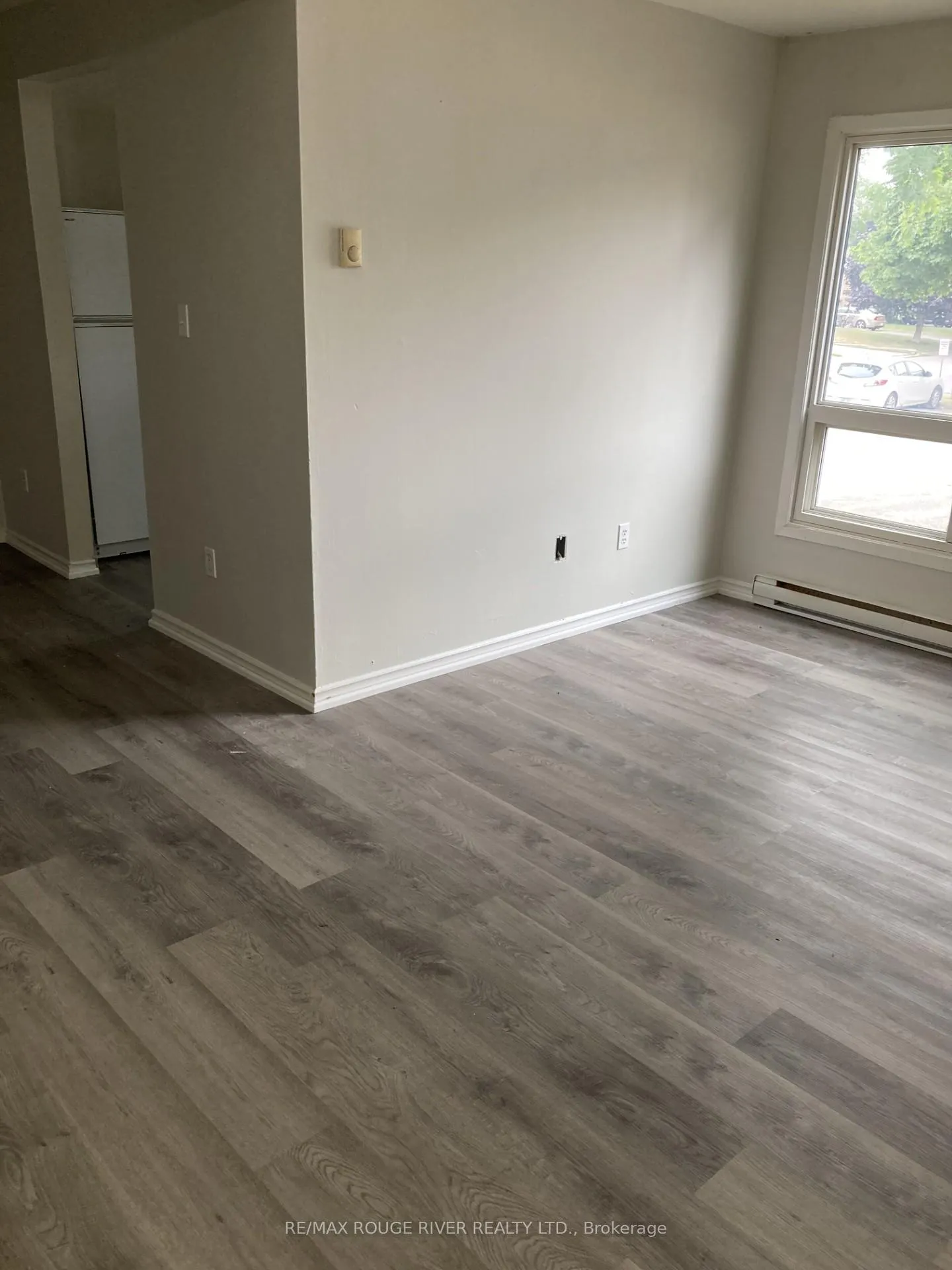Photo 10 of Unit 21, 255 Porter Street, Oshawa, Lakeview — HOMEH