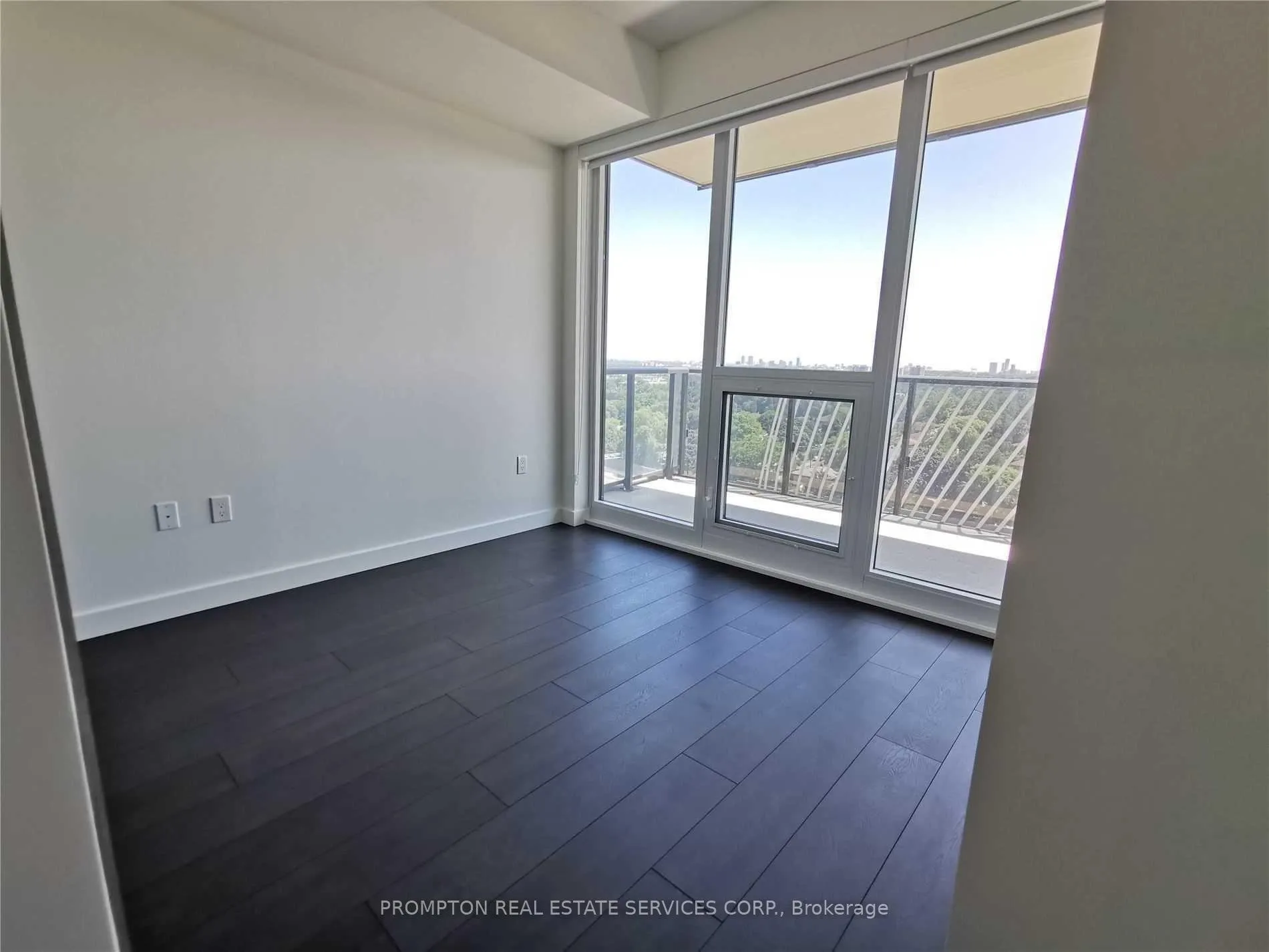 Photo 6 of Unit 2103, 95 Mcmahon Drive, North York, Bayview Village — HOMEH