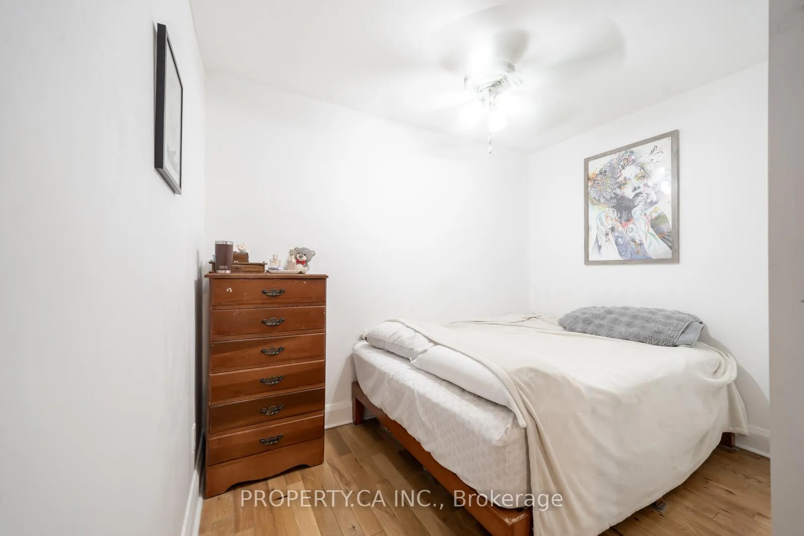 Photo 4 of Unit 3, 849 Broadview Avenue E, Toronto, Danforth — HOMEH