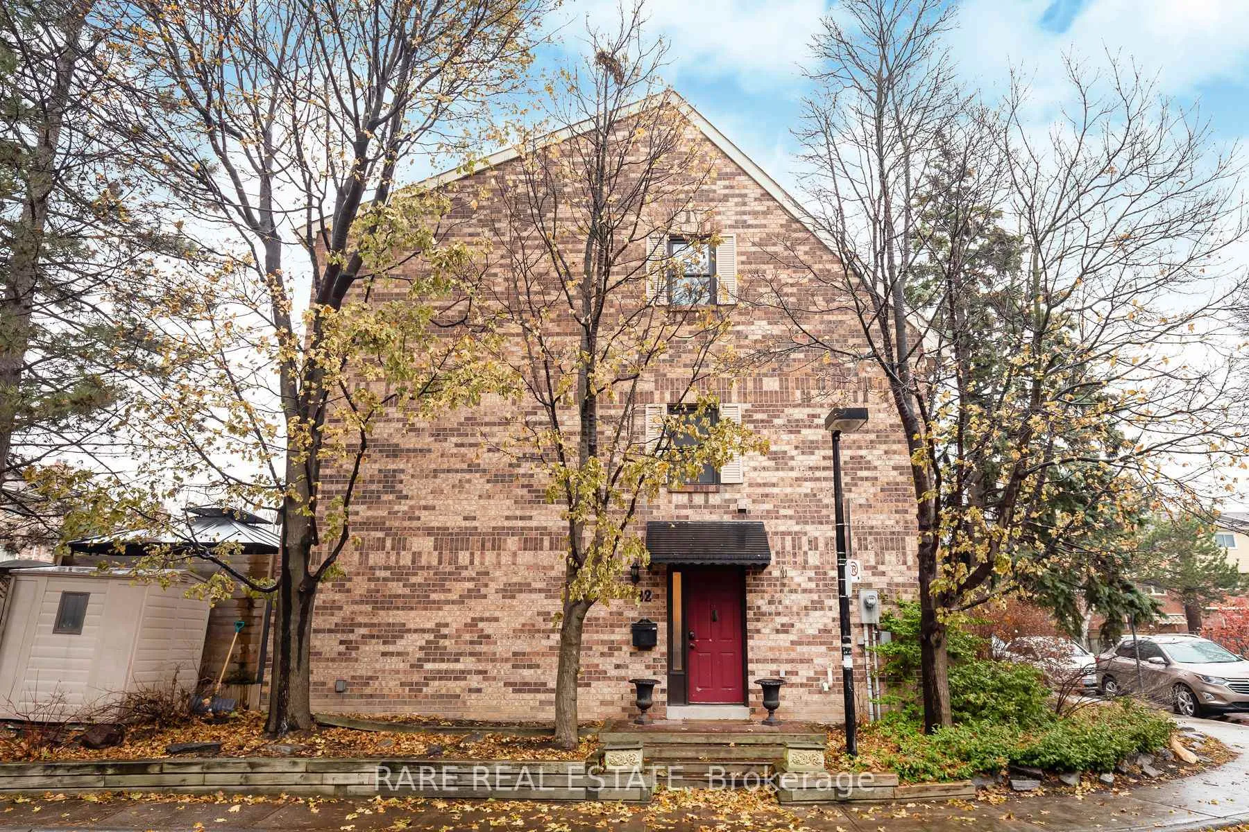 Photo 1 of 22 Torbrick Road, Toronto, Greenwood-Coxwell — HOMEH