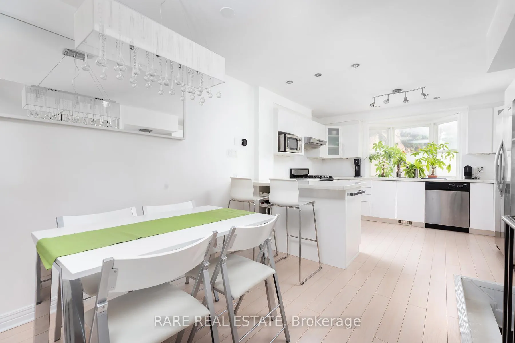 Photo 6 of 22 Torbrick Road, Toronto, Greenwood-Coxwell — HOMEH