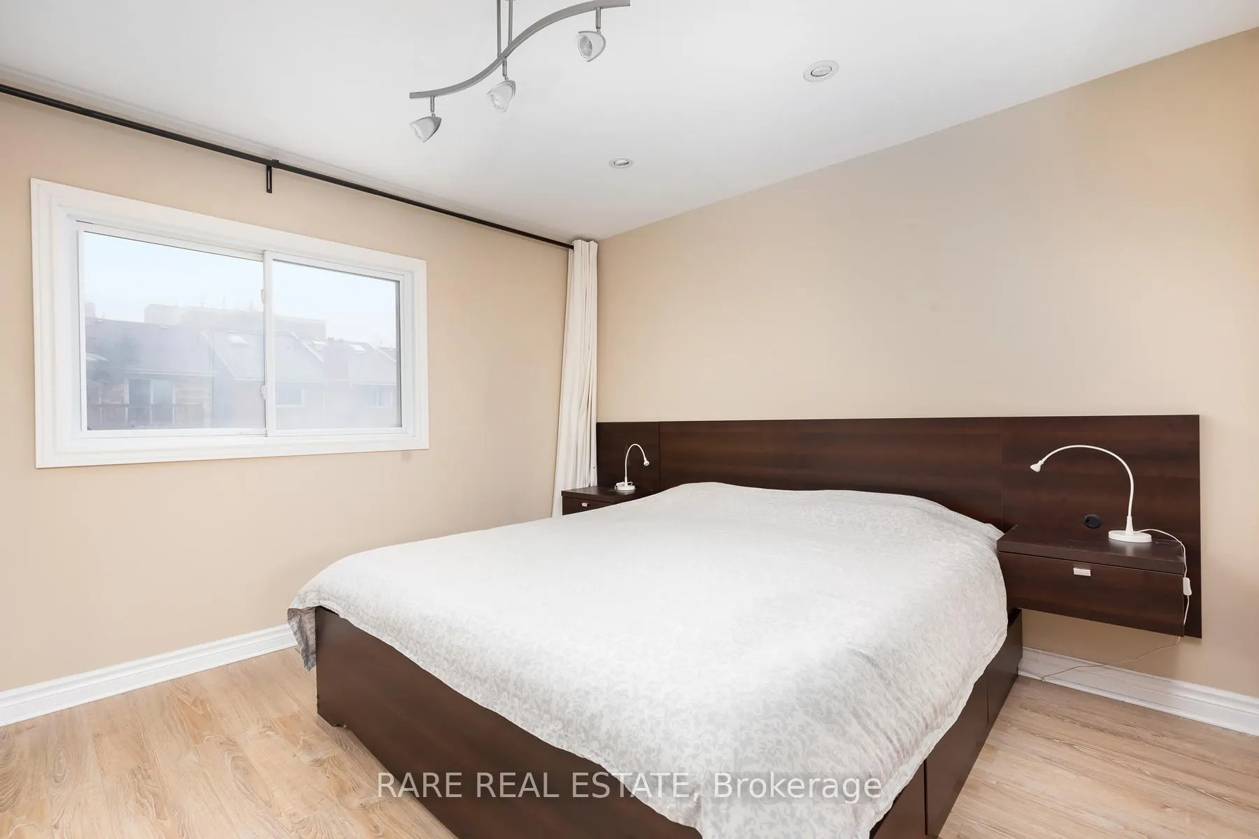 Photo 9 of 22 Torbrick Road, Toronto, Greenwood-Coxwell — HOMEH