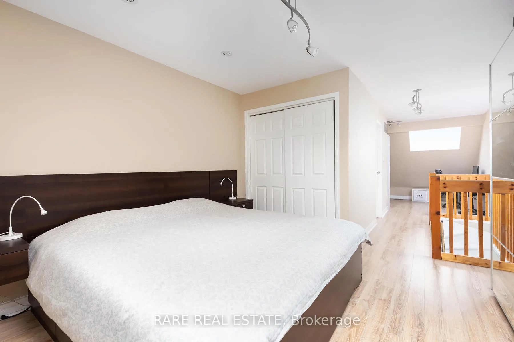Photo 11 of 22 Torbrick Road, Toronto, Greenwood-Coxwell — HOMEH