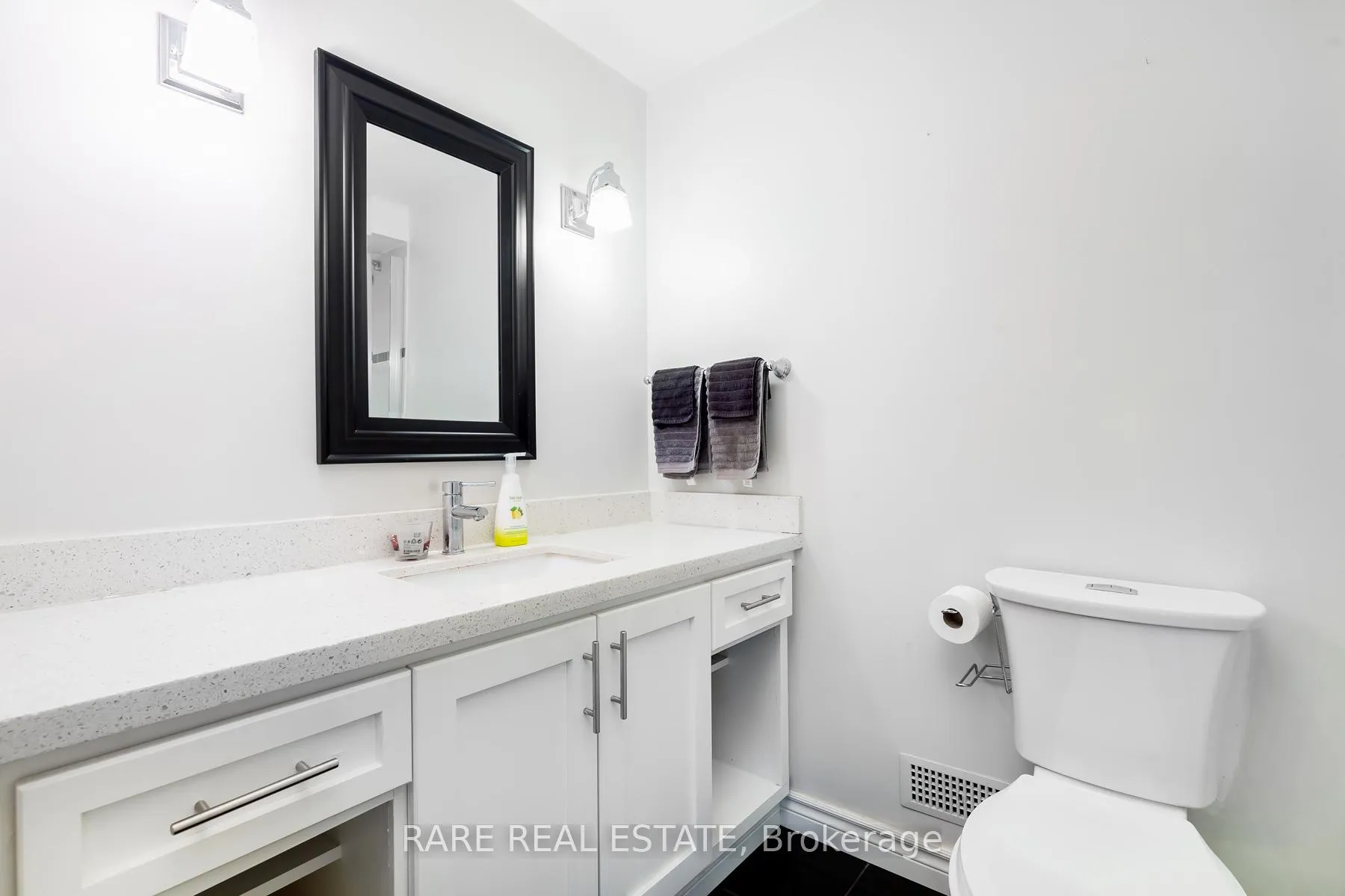 Photo 15 of 22 Torbrick Road, Toronto, Greenwood-Coxwell — HOMEH