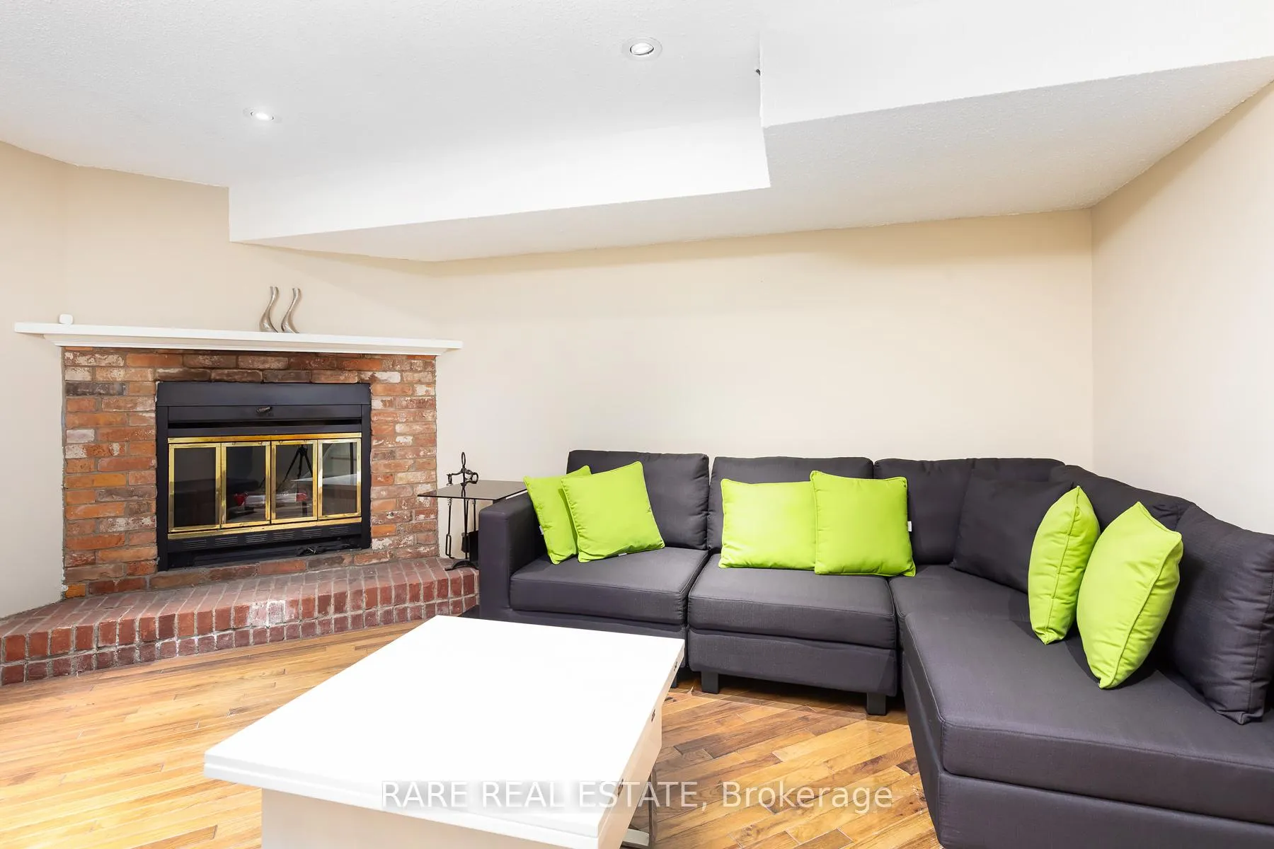Photo 18 of 22 Torbrick Road, Toronto, Greenwood-Coxwell — HOMEH