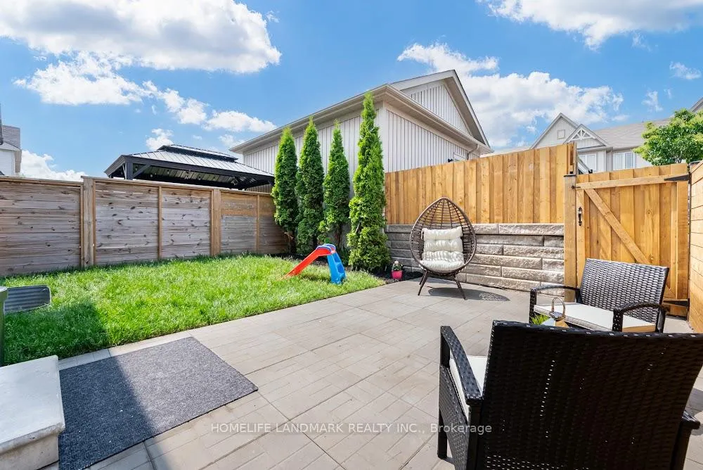 Photo 15 of 144 Mcbride Avenue N, Clarington, Bowmanville — HOMEH