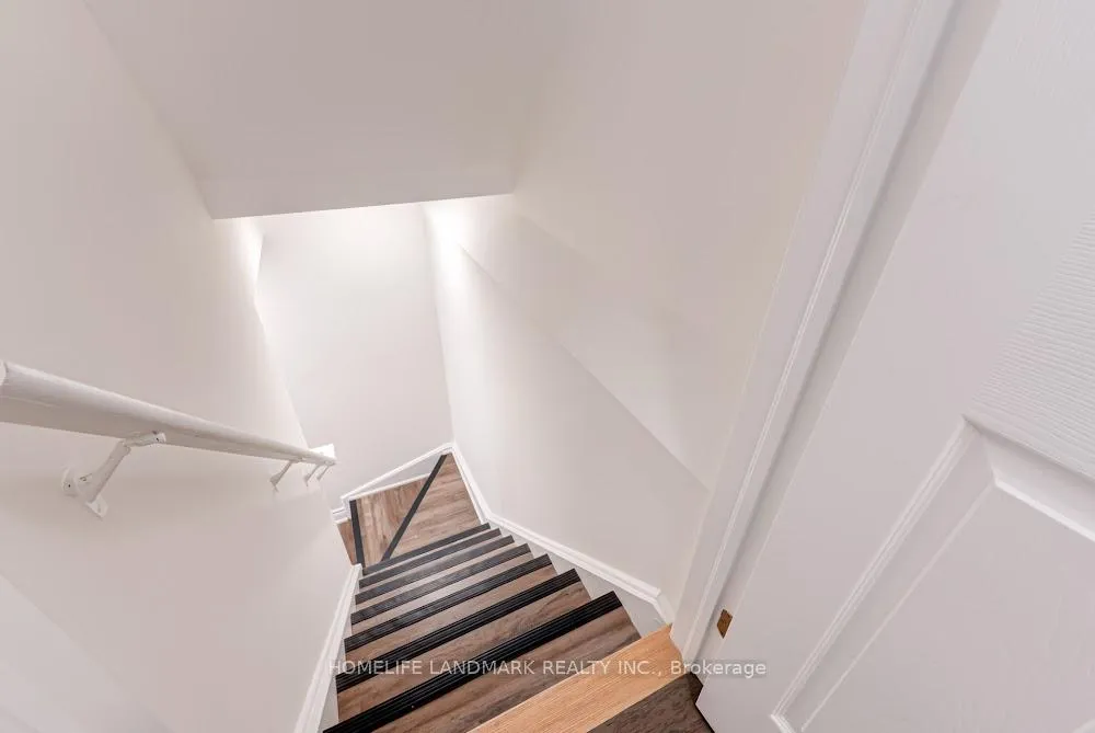 Photo 19 of 144 Mcbride Avenue N, Clarington, Bowmanville — HOMEH