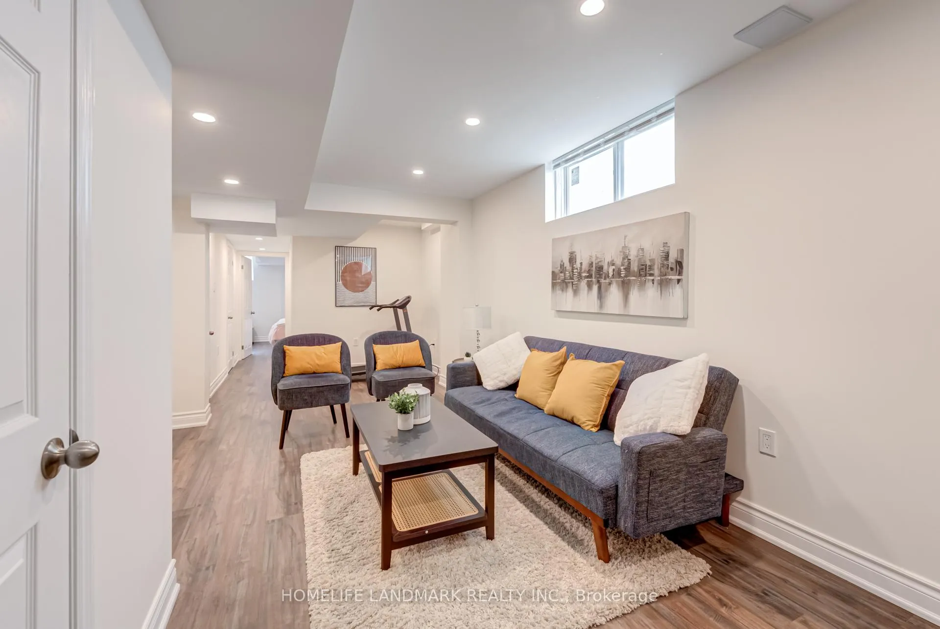 Photo 24 of 144 Mcbride Avenue N, Clarington, Bowmanville — HOMEH