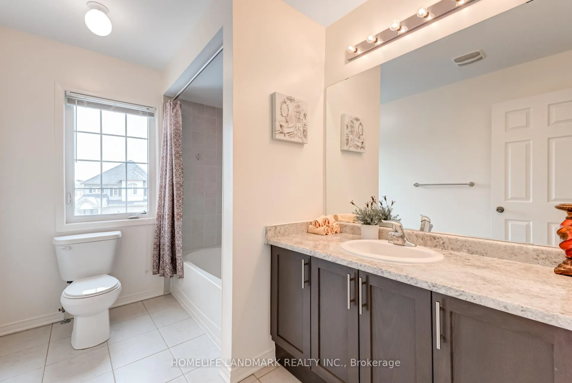 Photo 45 of 144 Mcbride Avenue N, Clarington, Bowmanville — HOMEH