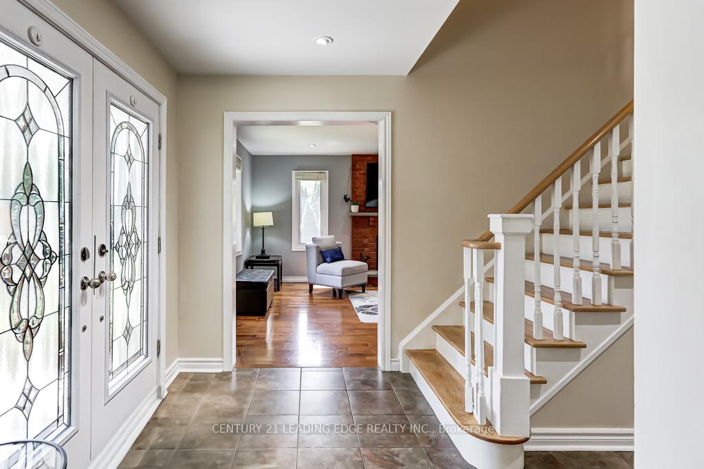 Photo 7 of 2 Colleen Crescent, Caledon, Caledon East — HOMEH
