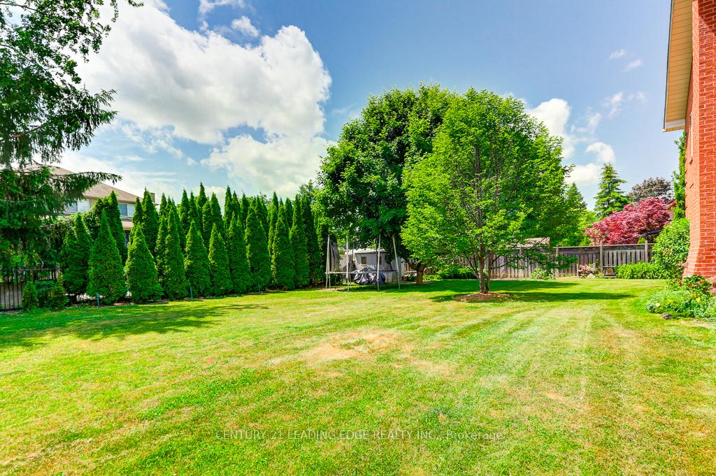 Photo 37 of 2 Colleen Crescent, Caledon, Caledon East — HOMEH