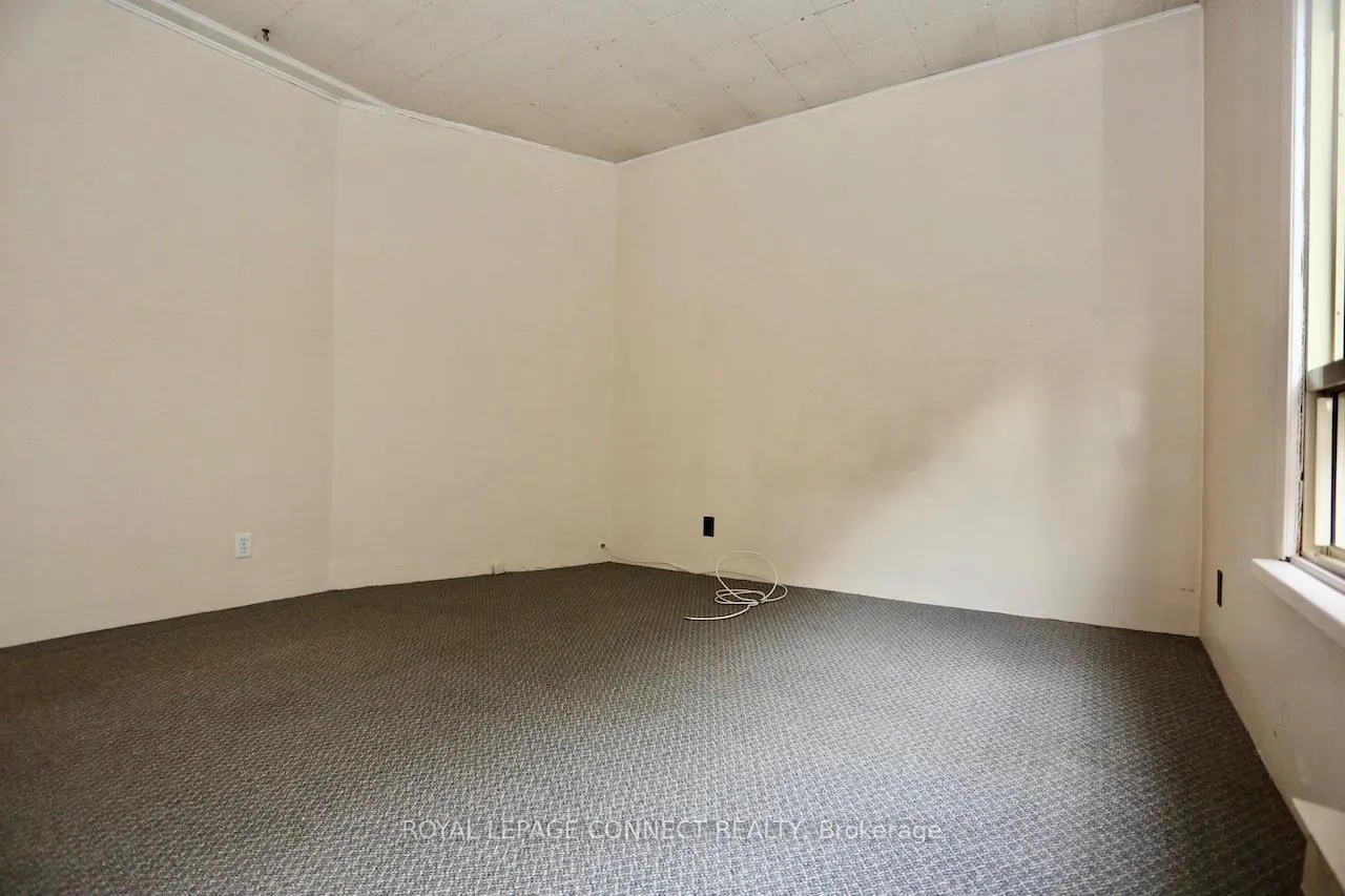 Photo 9 of Unit Apt E, 1775 Bowmanville Avenue, Clarington, Rural Clarington — HOMEH