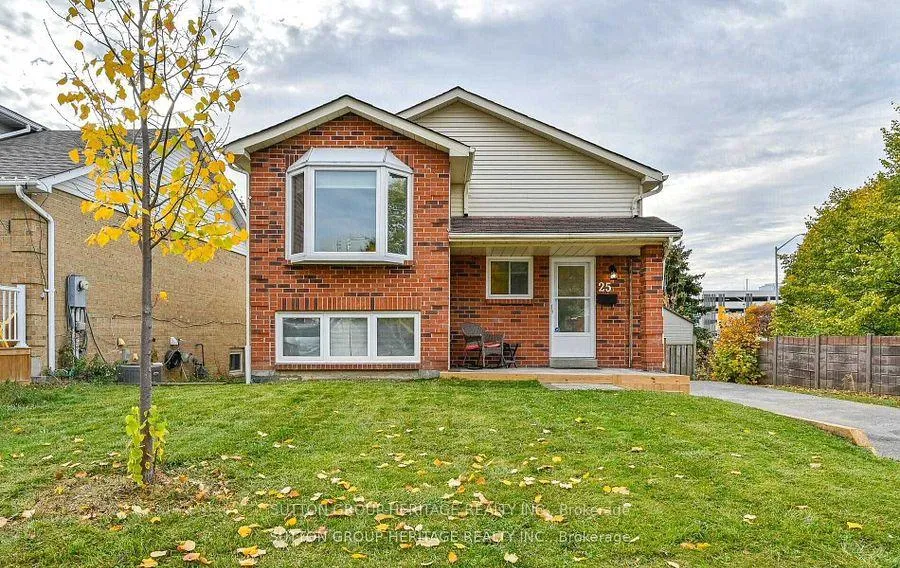 Photo 2 of 25 Plumridge Court, Ajax, South East — HOMEH