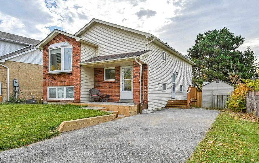 Photo 4 of 25 Plumridge Court, Ajax, South East — HOMEH