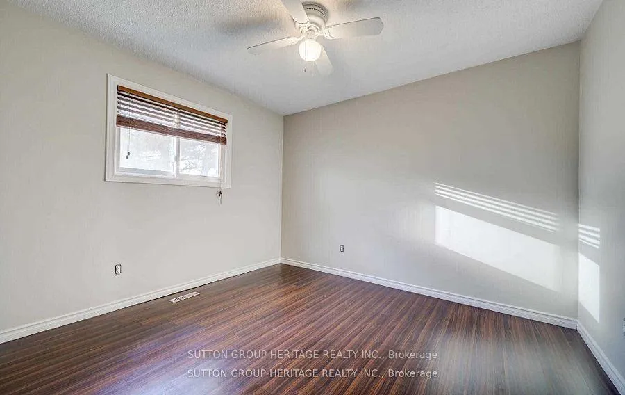 Photo 16 of 25 Plumridge Court, Ajax, South East — HOMEH