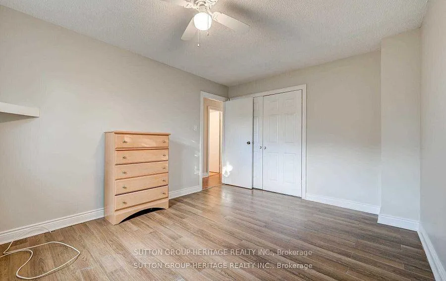 Photo 20 of 25 Plumridge Court, Ajax, South East — HOMEH