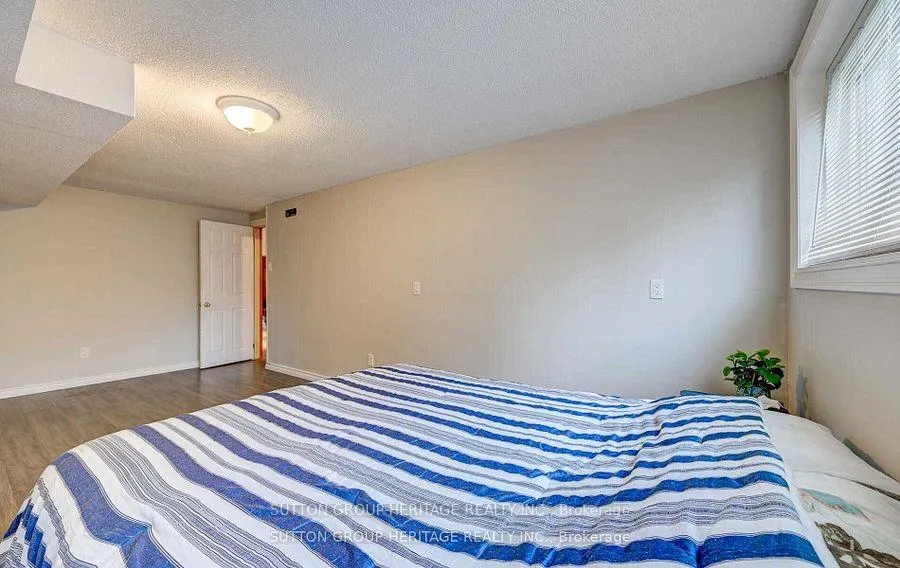Photo 32 of 25 Plumridge Court, Ajax, South East — HOMEH