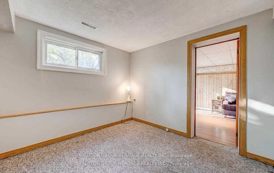 Photo 35 of 25 Plumridge Court, Ajax, South East — HOMEH