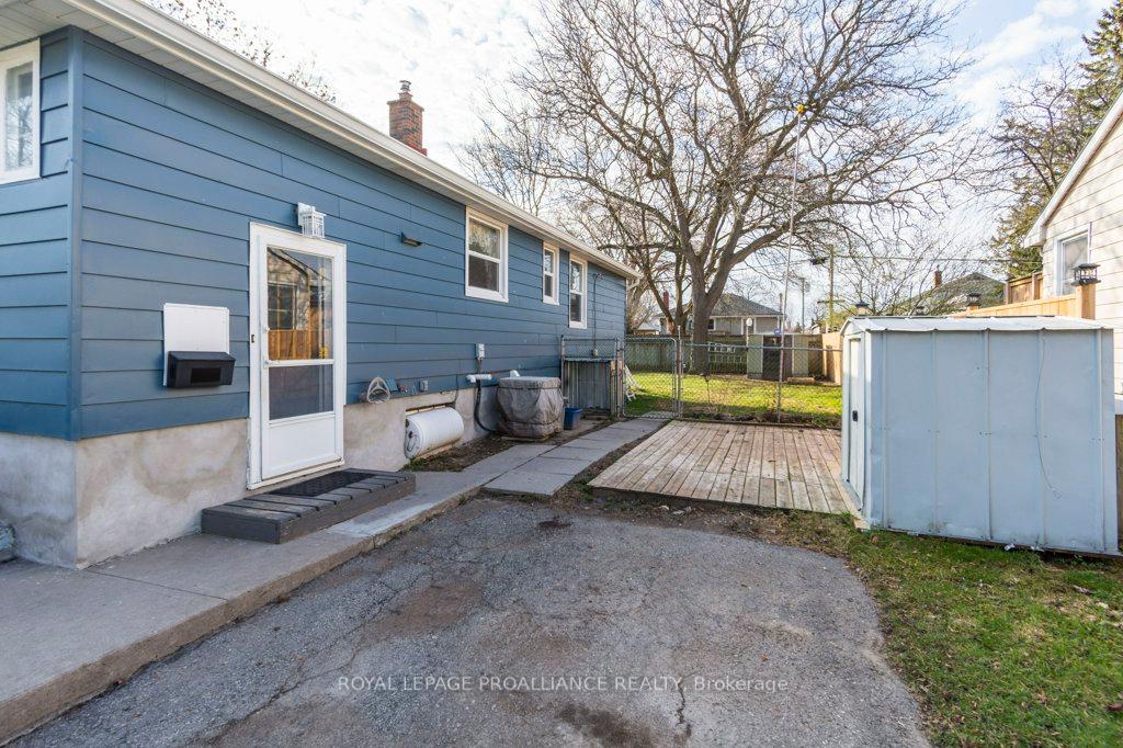 Photo 3 of 53 Montgomery Boulevard, Belleville, Belleville Ward — HOMEH