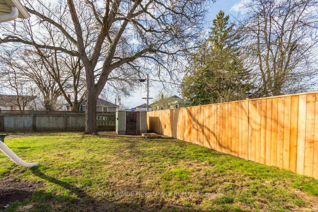 Photo 26 of 53 Montgomery Boulevard, Belleville, Belleville Ward — HOMEH