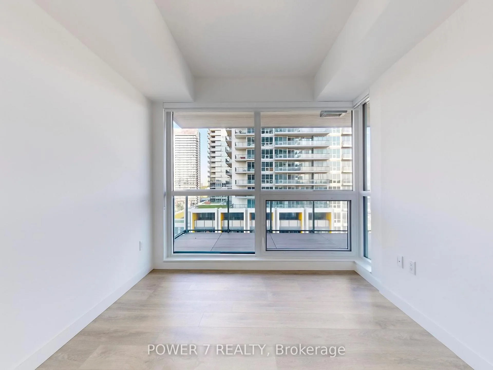 Photo 14 of Unit 715, 27 McMahon Drive, North York, Bayview Village — HOMEH