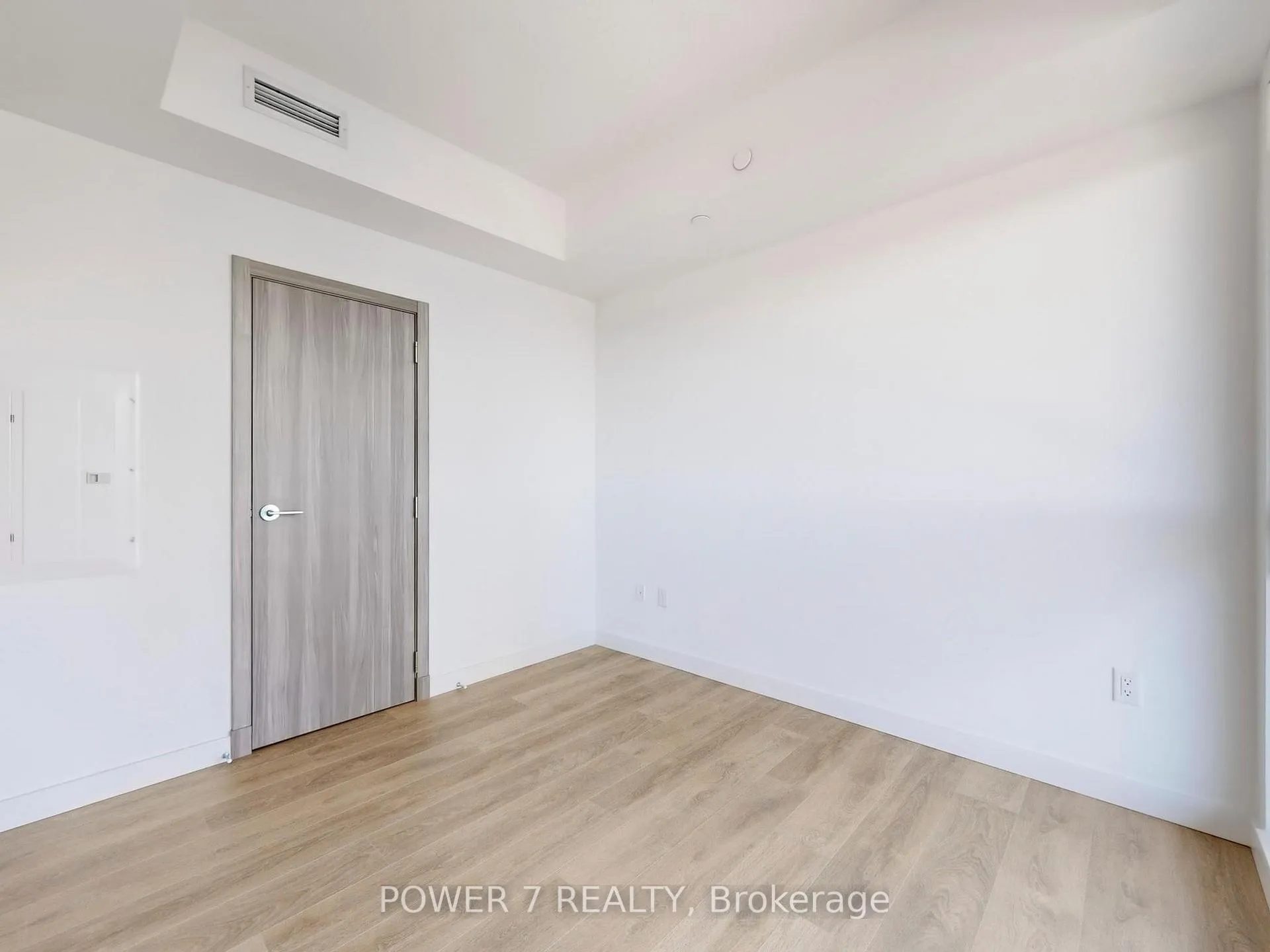 Photo 17 of Unit 715, 27 McMahon Drive, North York, Bayview Village — HOMEH