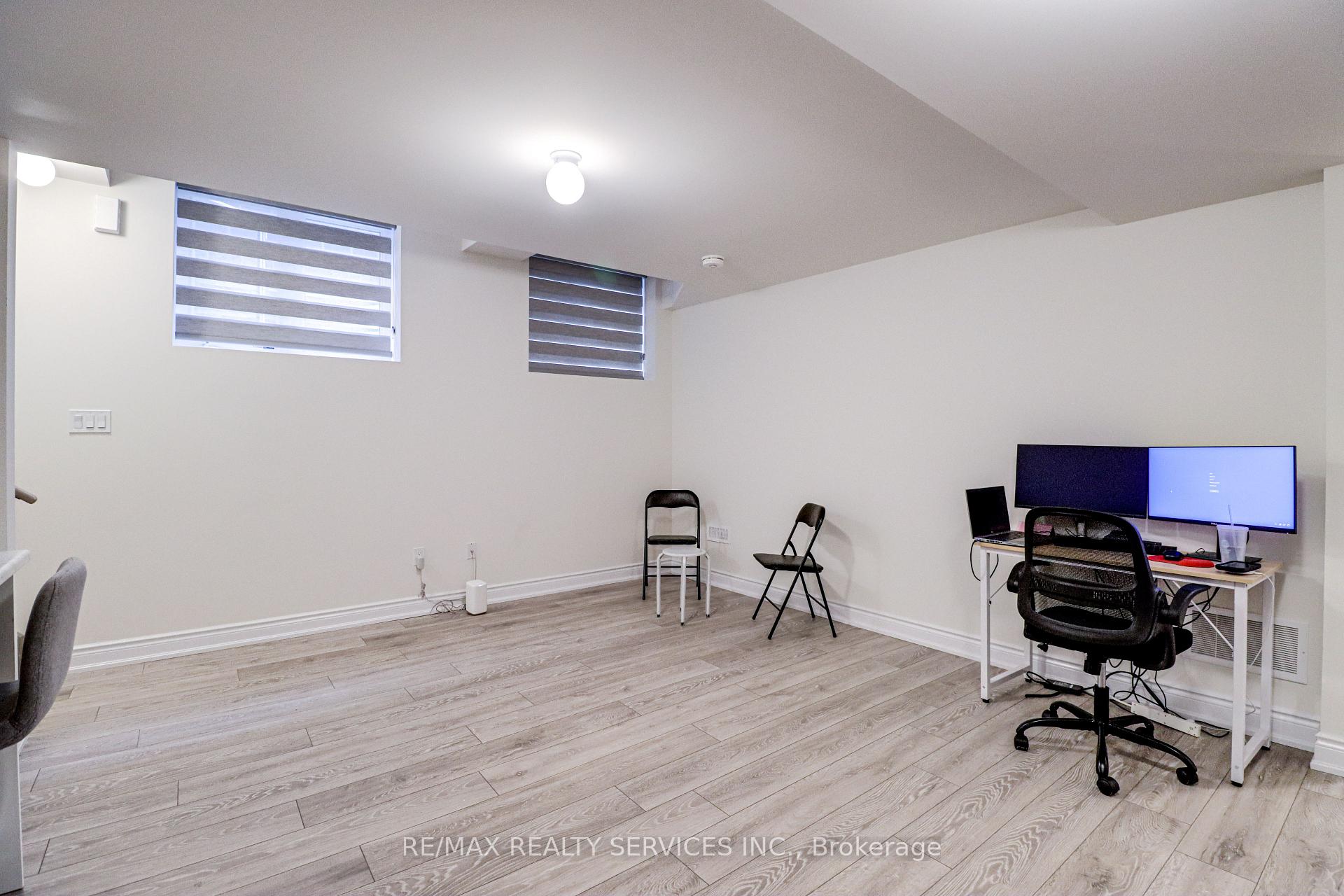 Photo 4 of Unit Lower Level, 106 Nottingham Road, Barrie, Rural Barrie Southeast — HOMEH