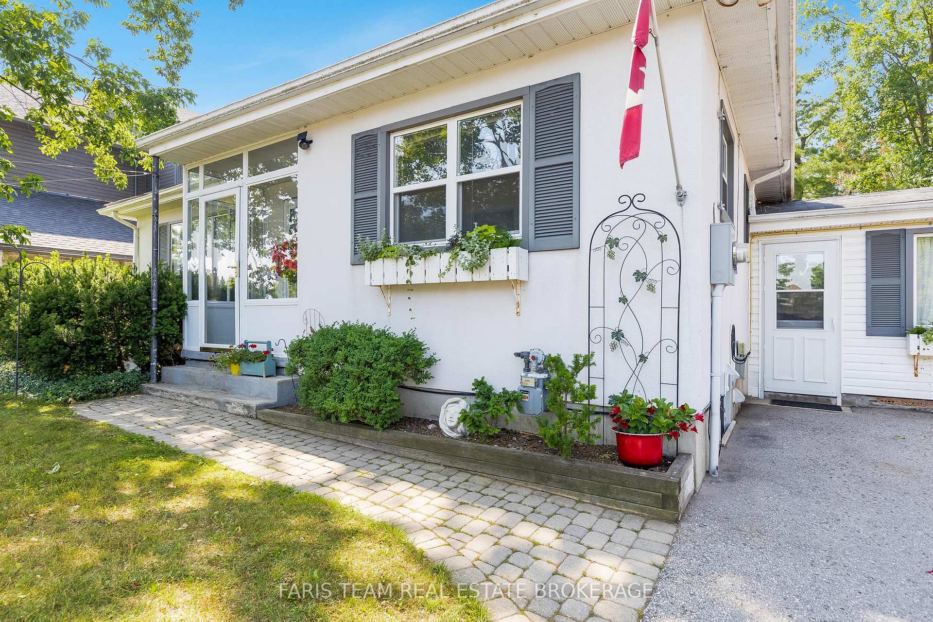 Photo 3 of 302 Sunnidale Road, Barrie, Sunnidale — HOMEH