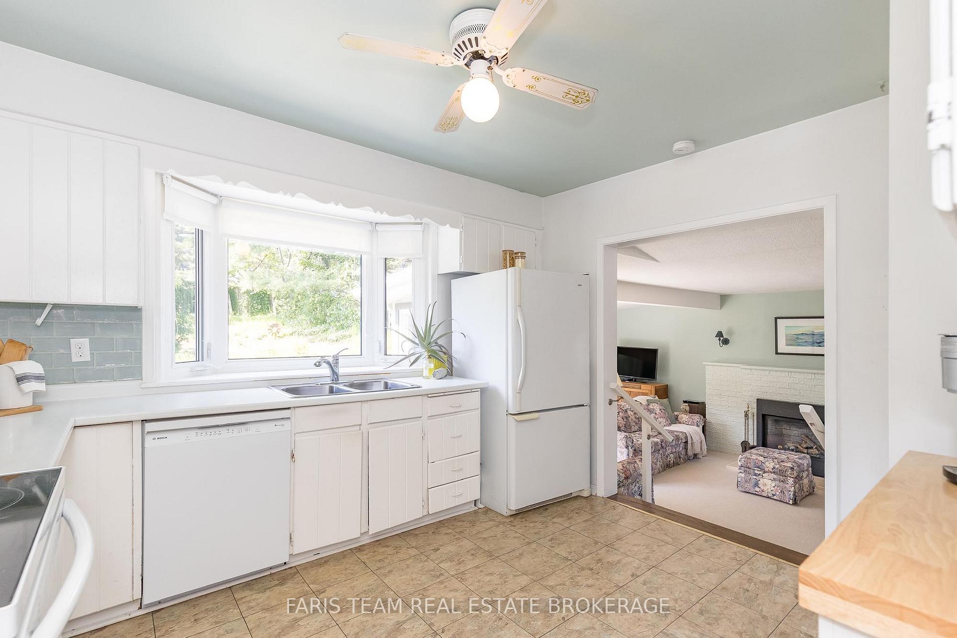 Photo 6 of 302 Sunnidale Road, Barrie, Sunnidale — HOMEH