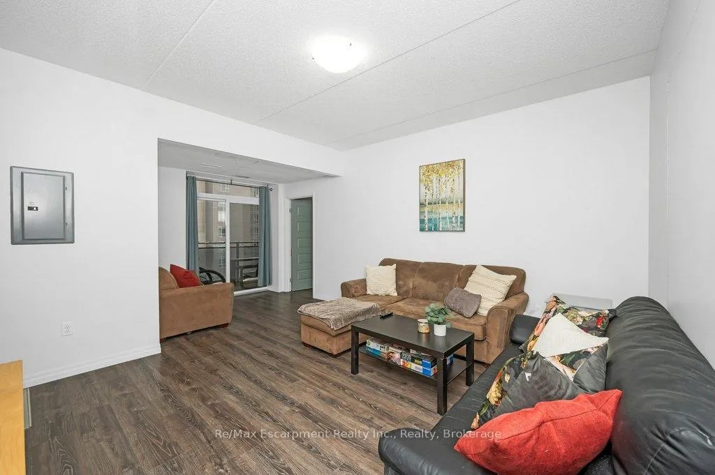 Photo 9 of Unit 502, 8 Hickory Street W, Waterloo — HOMEH