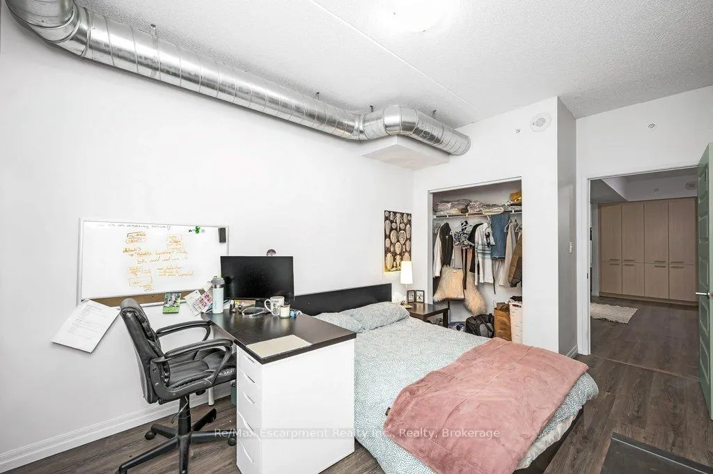 Photo 14 of Unit 502, 8 Hickory Street W, Waterloo — HOMEH