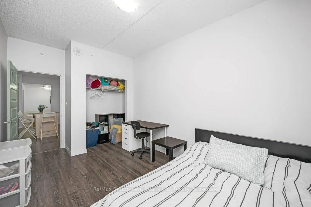 Photo 16 of Unit 502, 8 Hickory Street W, Waterloo — HOMEH