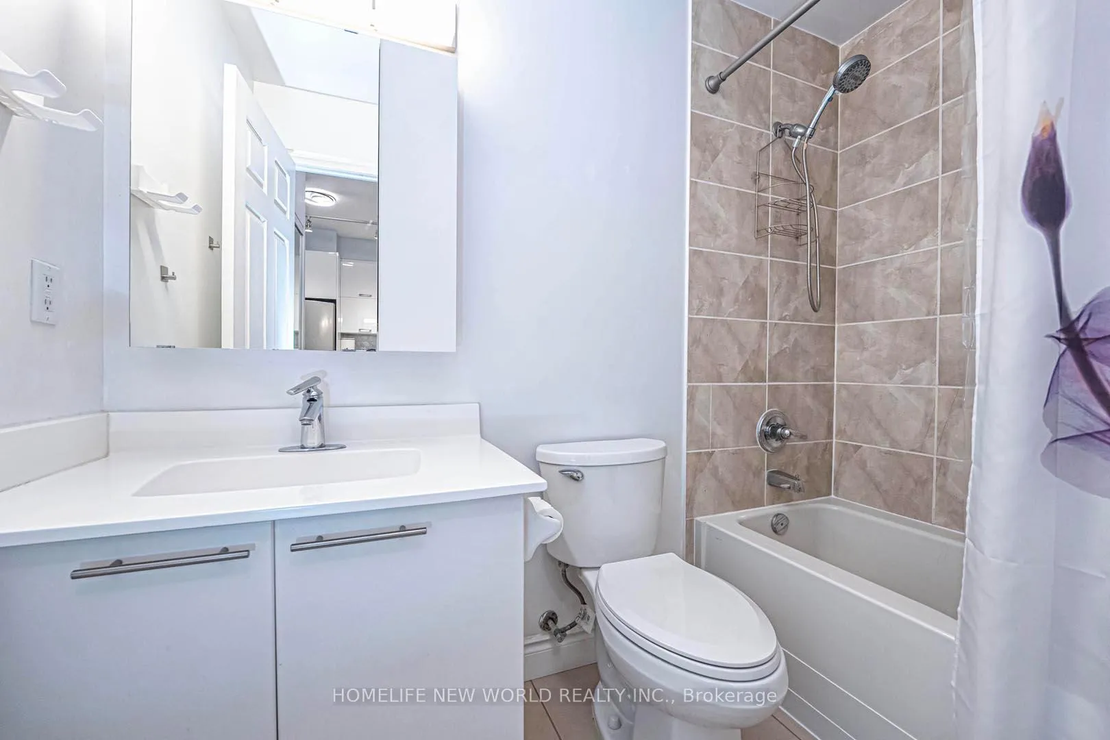 Photo 14 of Unit 105, 39 Galleria Parkway, Markham, Commerce Valley — HOMEH