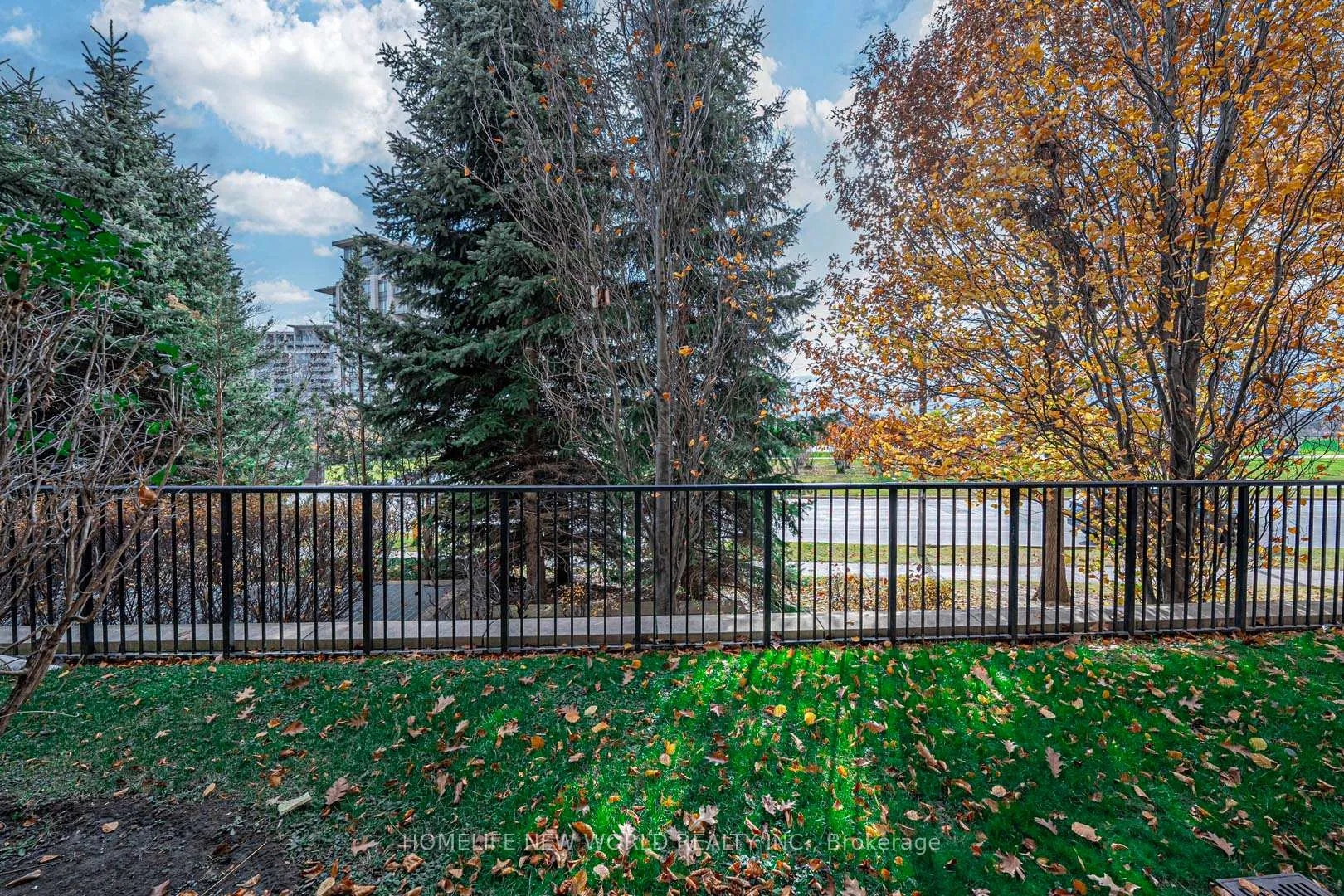 Photo 15 of Unit 105, 39 Galleria Parkway, Markham, Commerce Valley — HOMEH