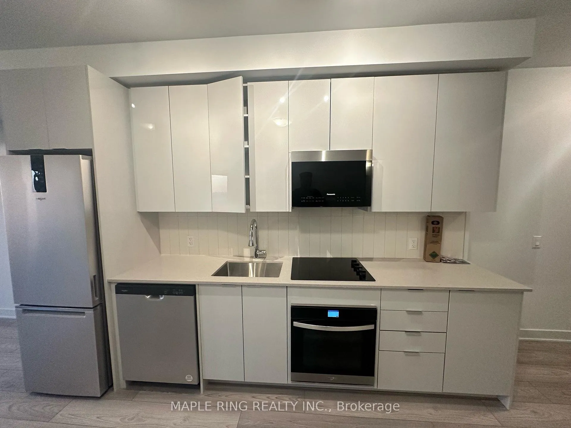 Photo 11 of Unit 601, 2920 Highway 7 Road, Vaughan, Concord — HOMEH