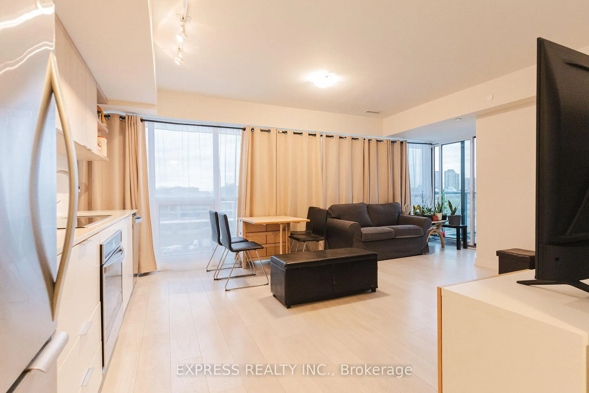 Photo 15 of Unit 804, 6 Sonic Way, Toronto, Flemingdon Park — HOMEH
