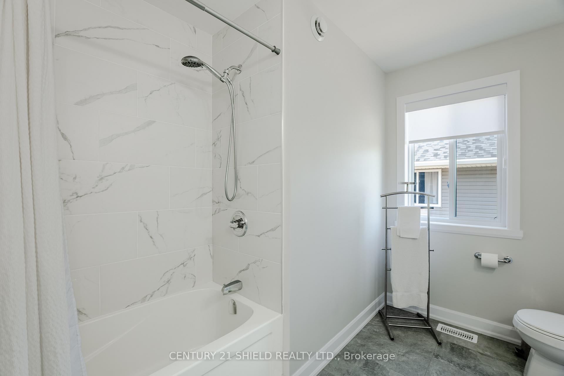 Photo 26 of 2300 Crewson Court, Cornwall — HOMEH